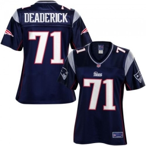 Pro Line Women's New England Patriots Brandon Deaderick Team Col